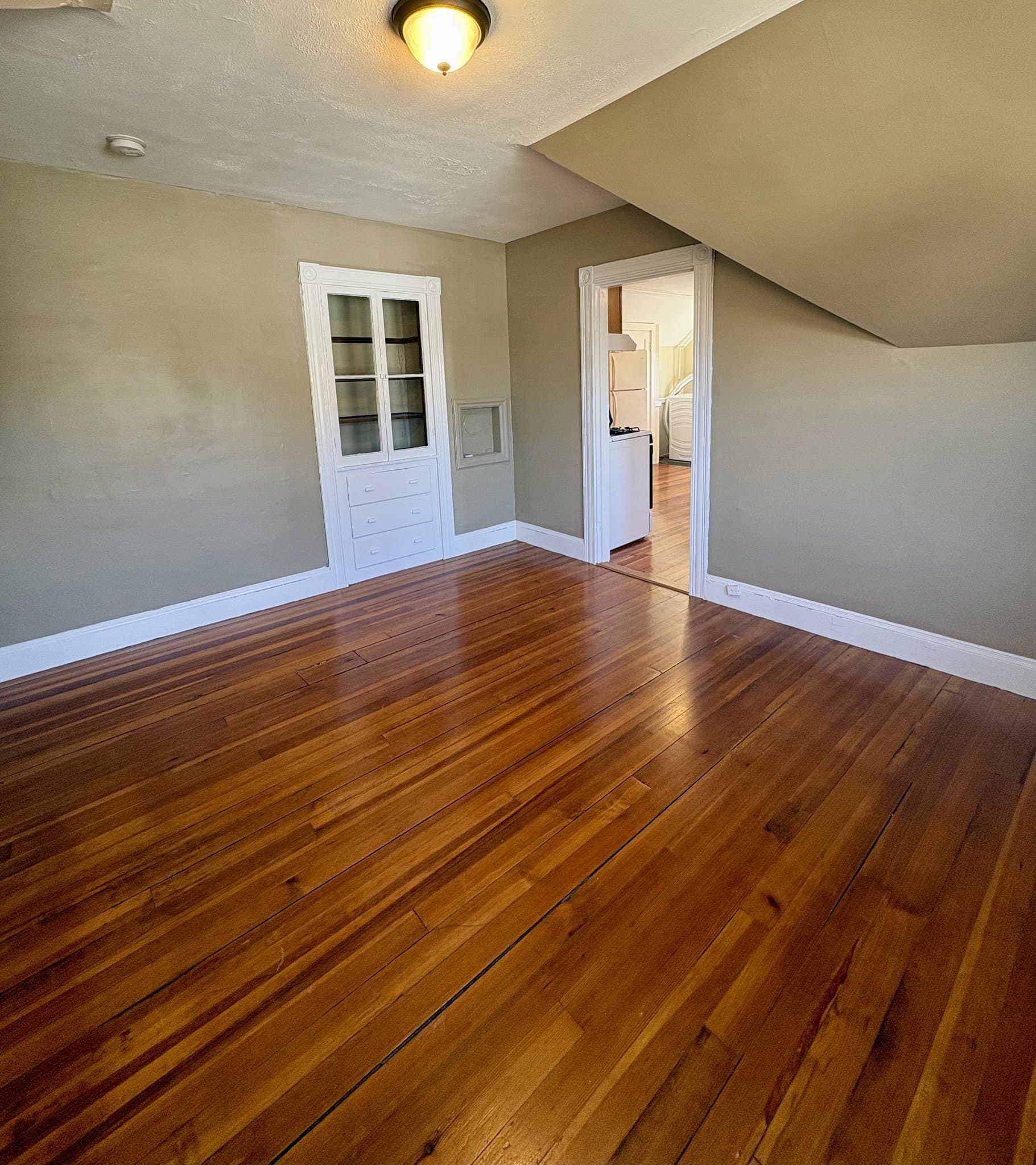 Quincy Multiplex: 137 Whitwell St 3