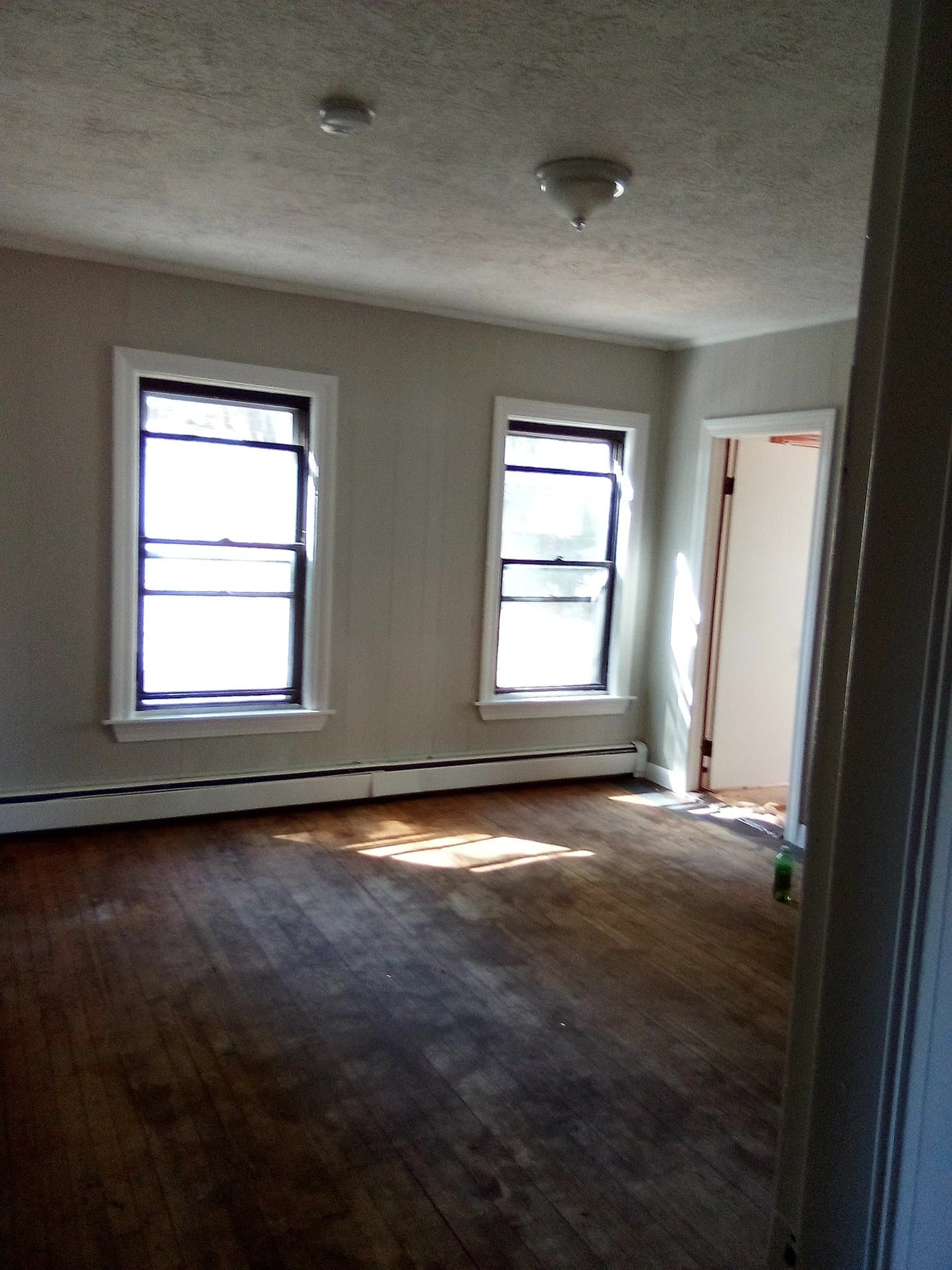 Fitchburg Apartment: 26 Hale St
