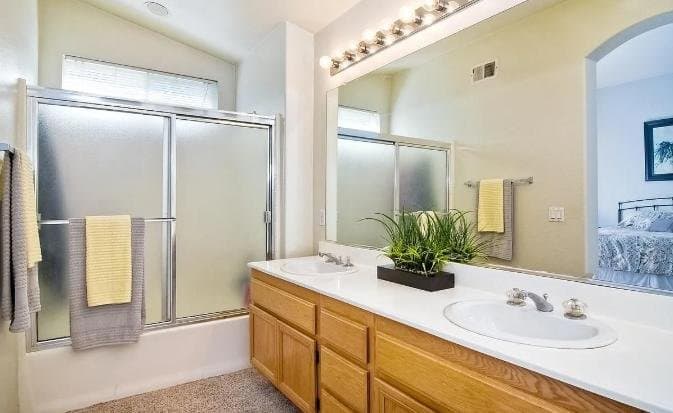 San Diego House: 11055 Kika Ct
