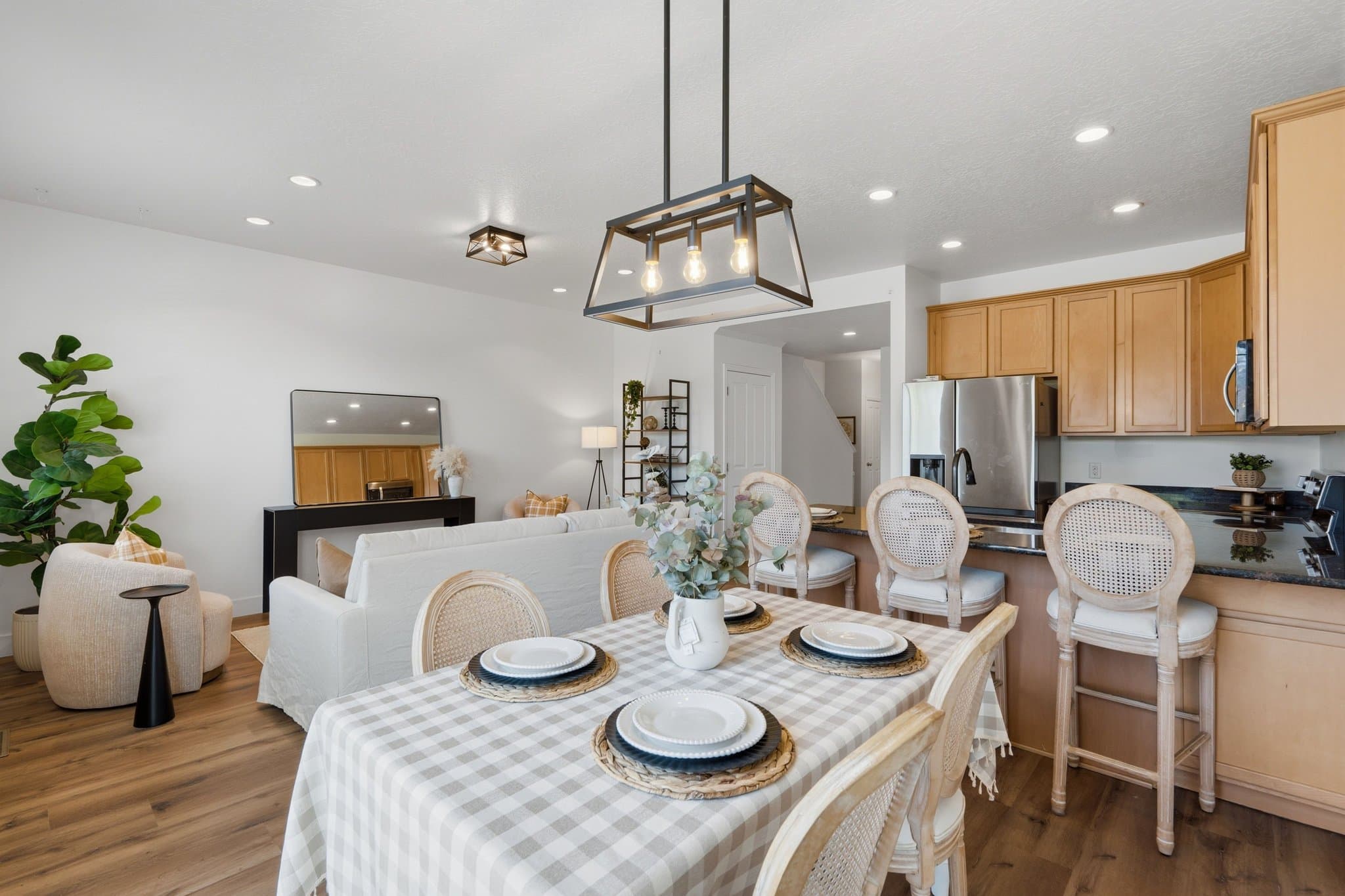 Lehi Townhome: 3753 N Prairie Grass Dr