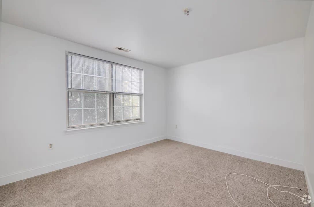 Barrington Apartment: 2101 Reamer Dr