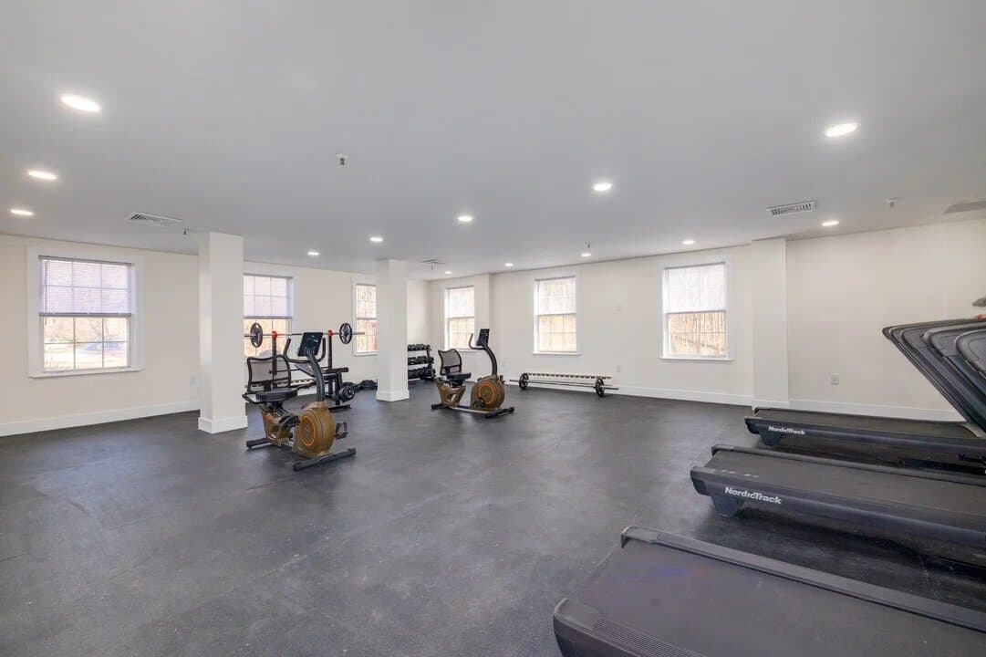 Barrington Apartment: 2101 Reamer Dr
