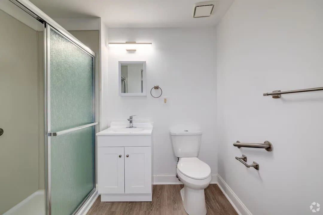 Barrington Apartment: 2101 Reamer Dr