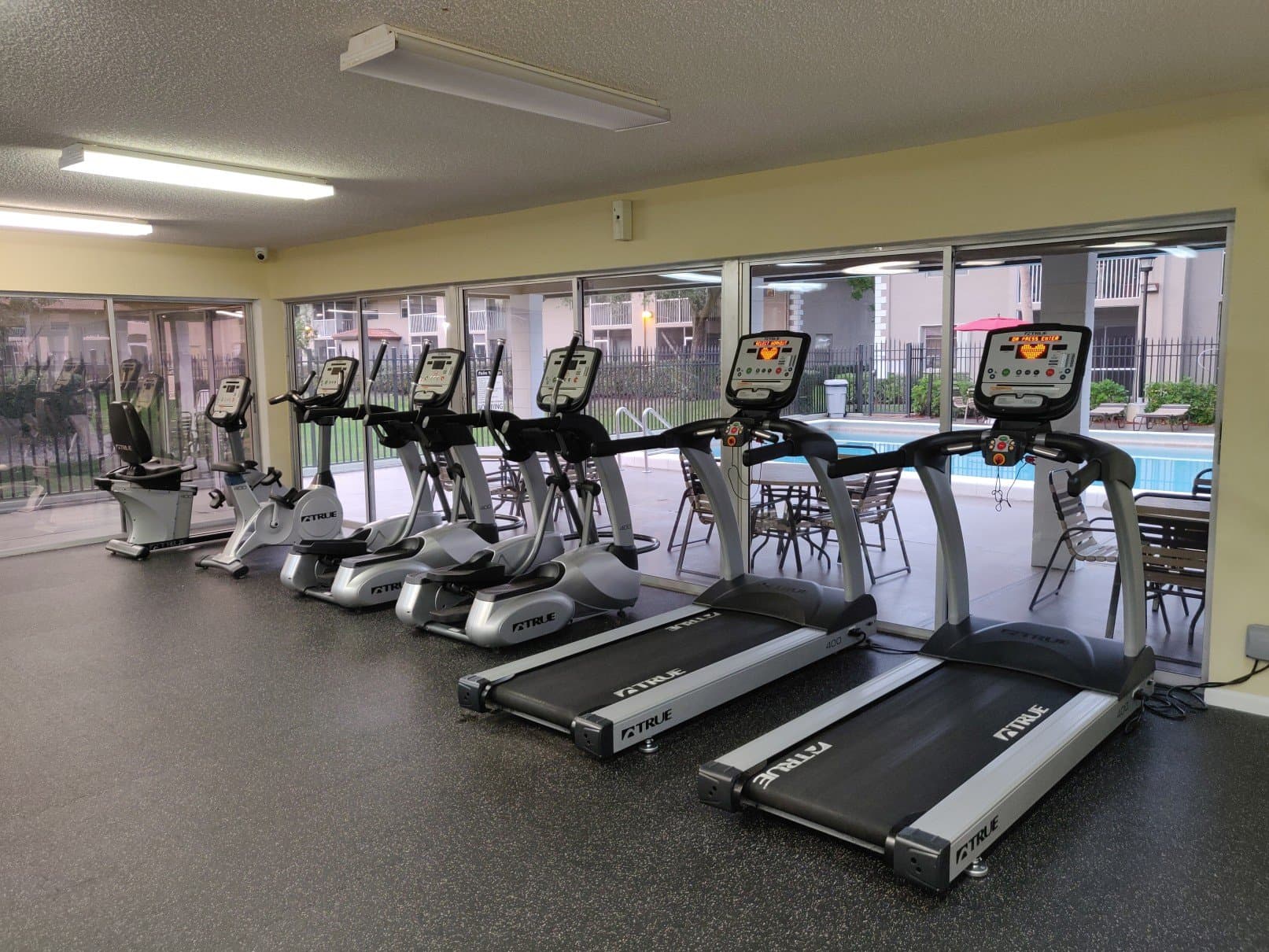 CORAL SPRINGS Condo: 8750 ROYAL PALM BLVD