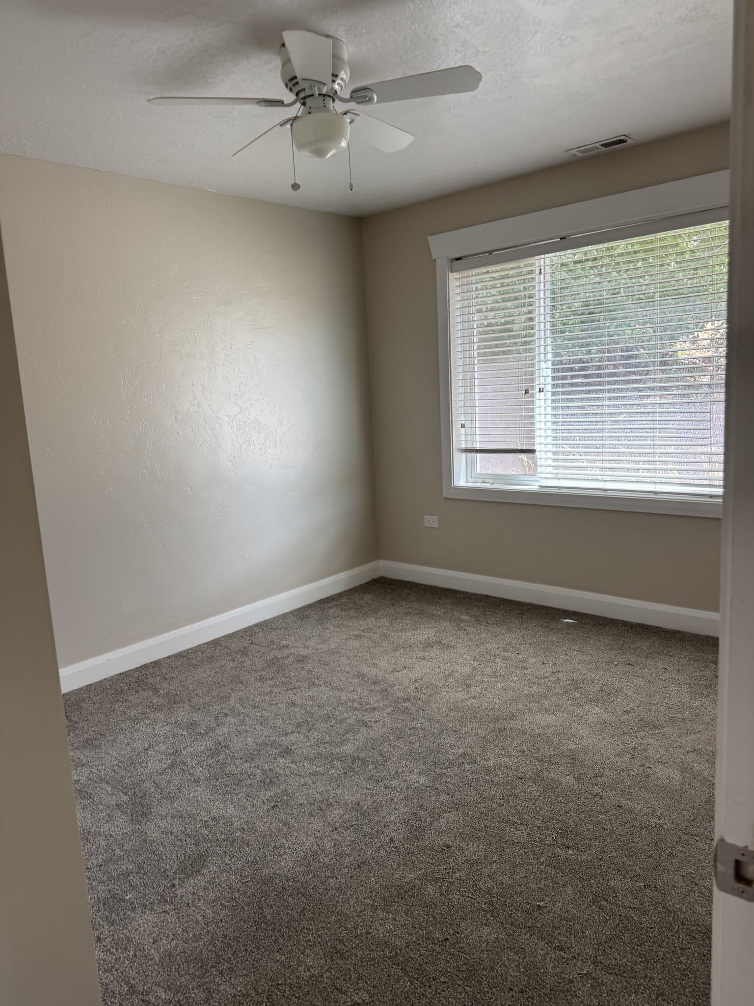 Logan House: 2789 N 1600 E