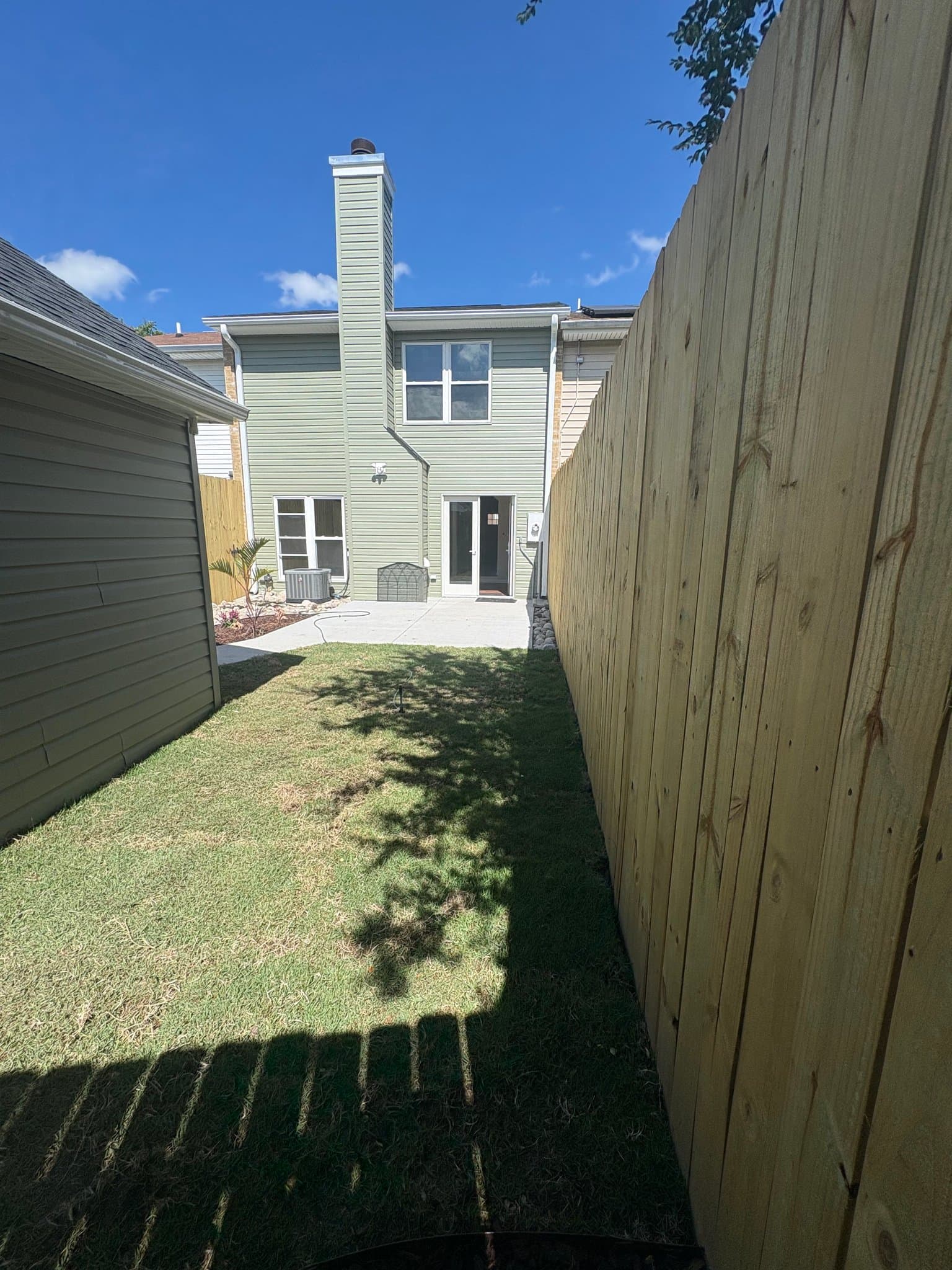 Virginia Beach Townhome: 1004 Smoke Tree Ln