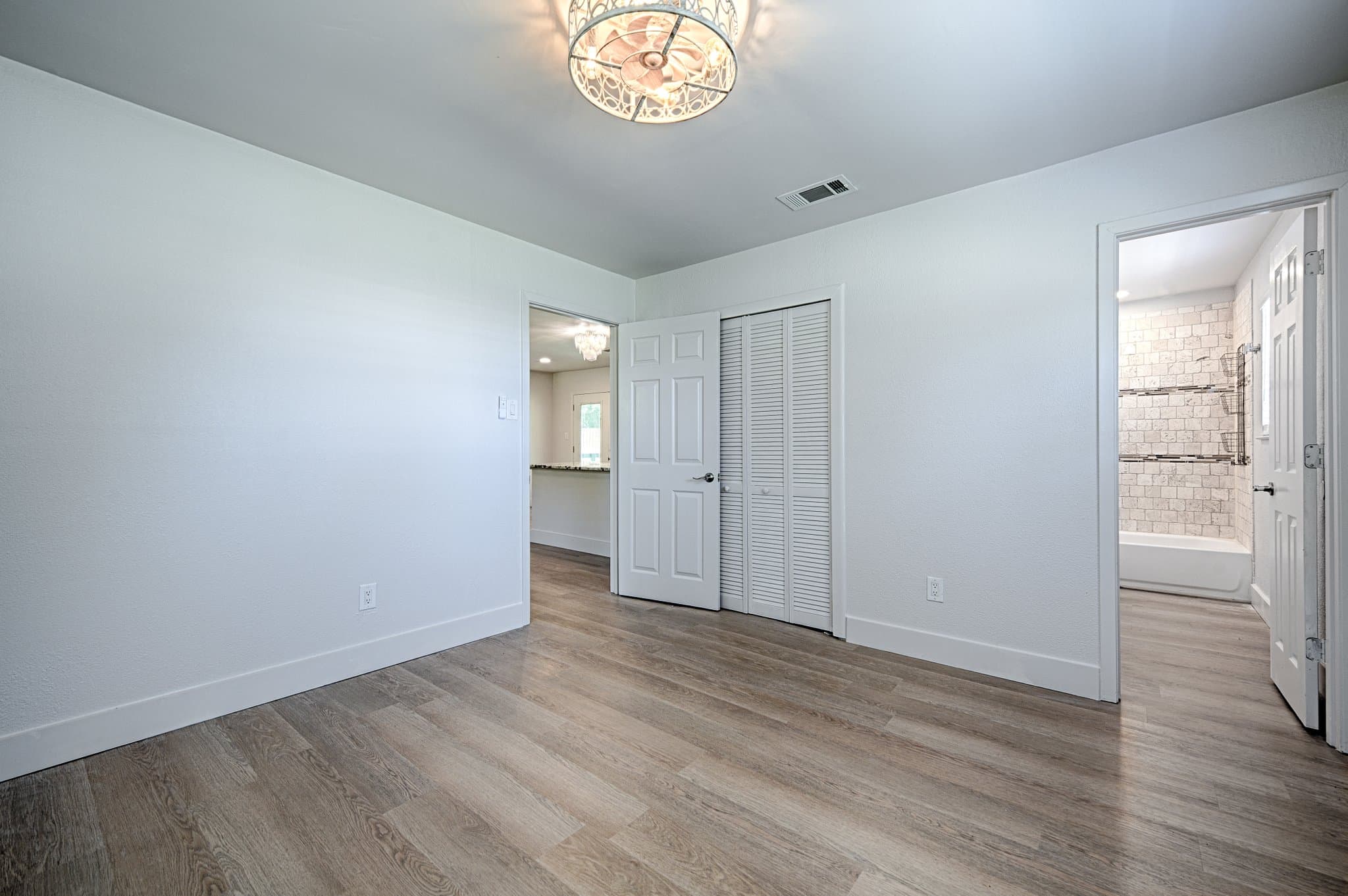 MABANK House: 120 Janice Ln.