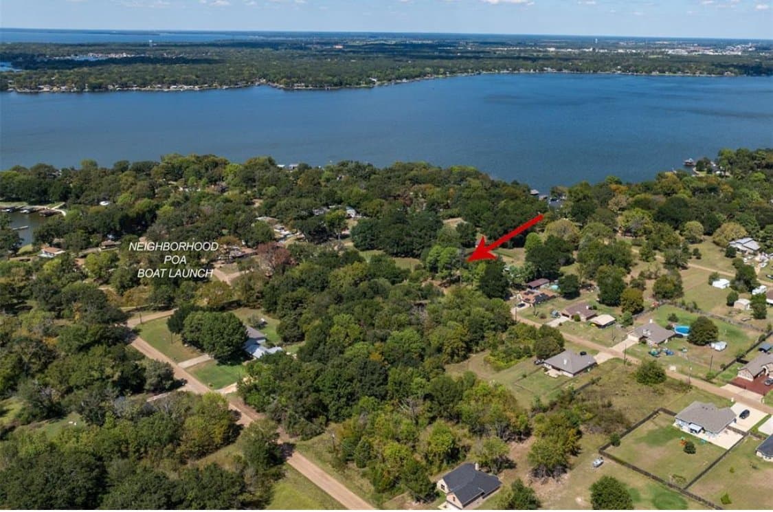 MABANK House: 120 Janice Ln.