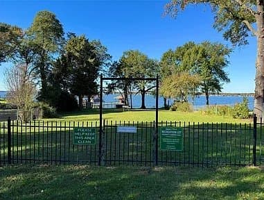 MABANK House: 120 Janice Ln.