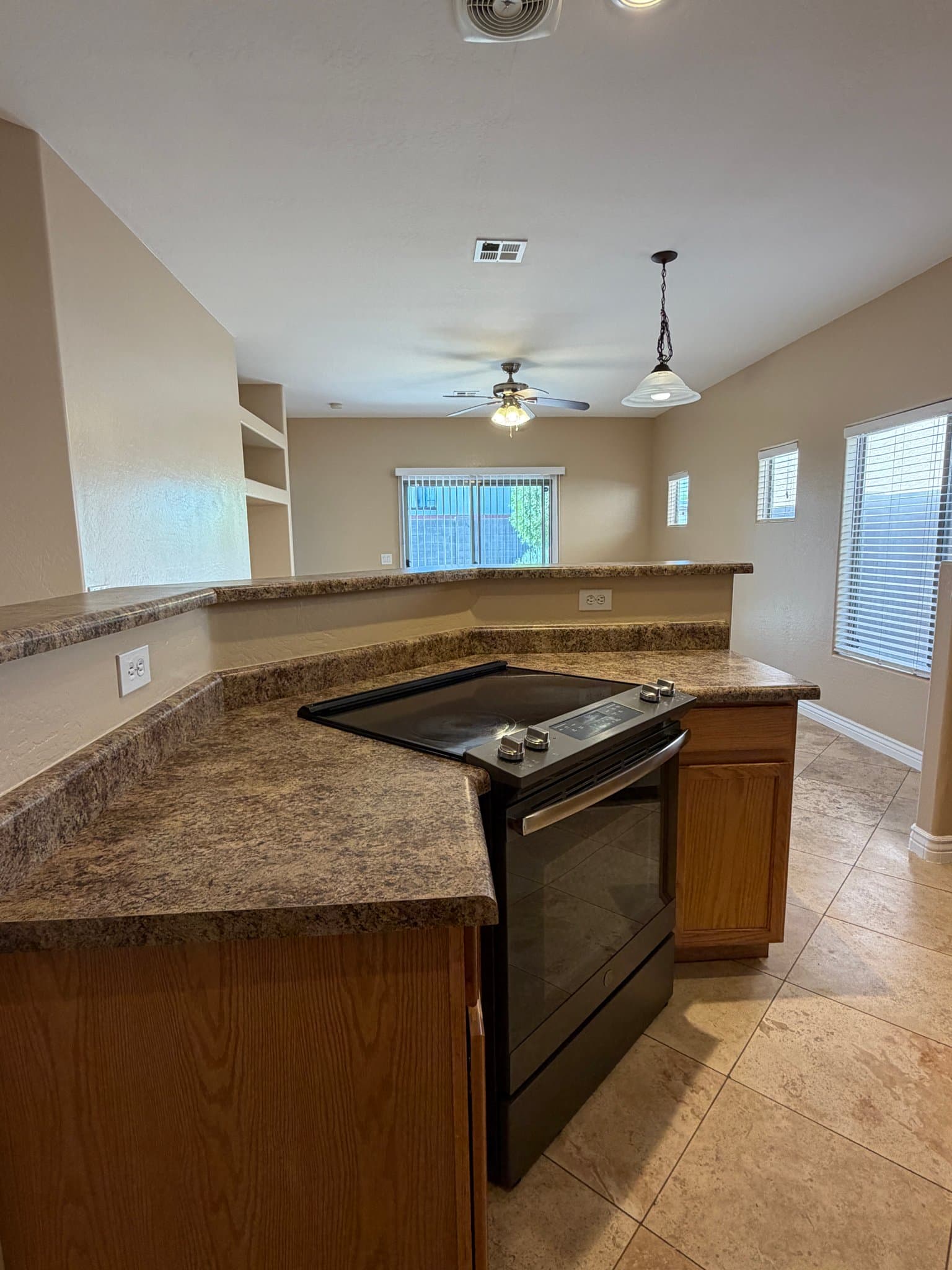 PHOENIX House: 3039 E KINGS AVE