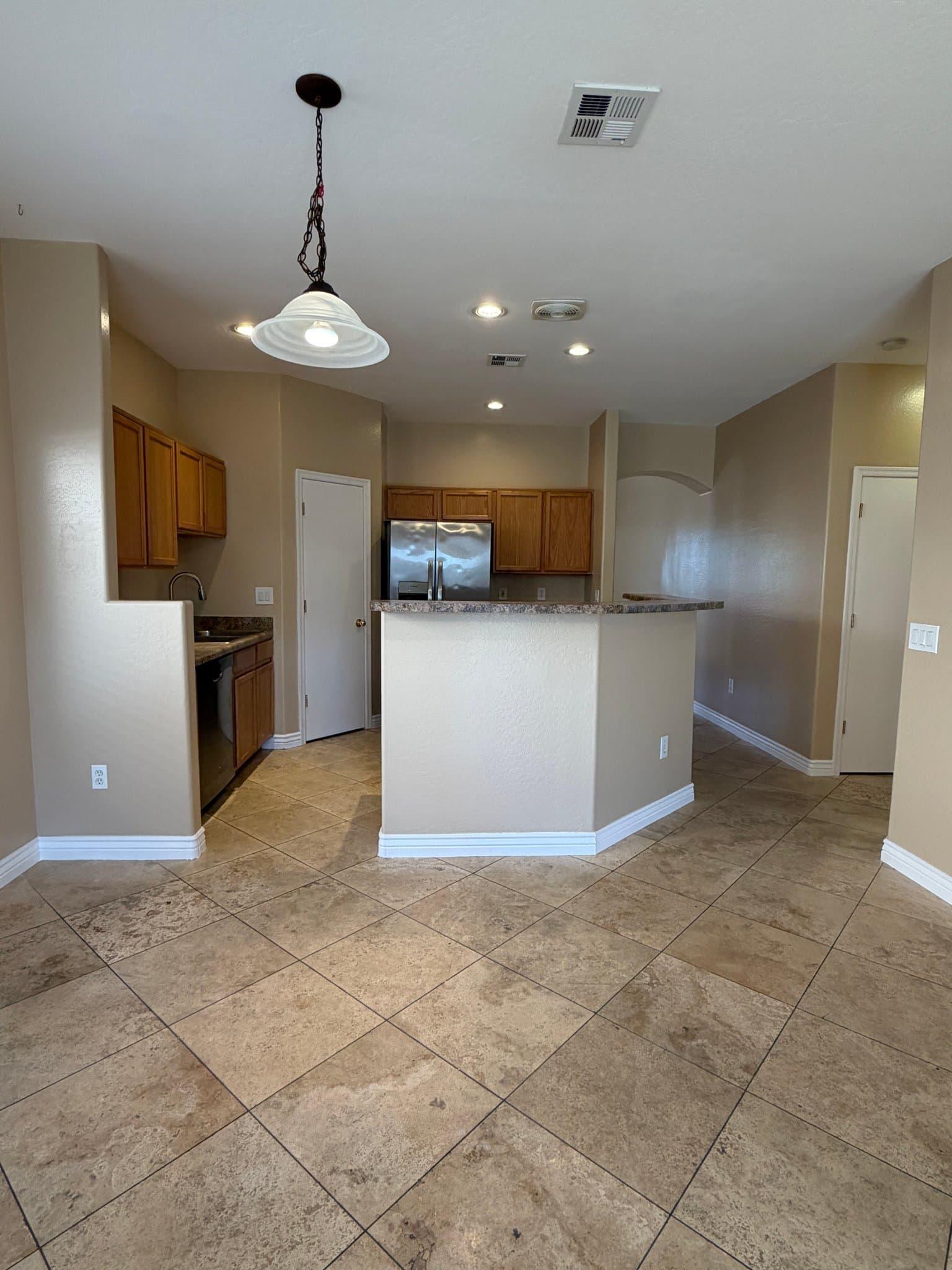 PHOENIX House: 3039 E KINGS AVE