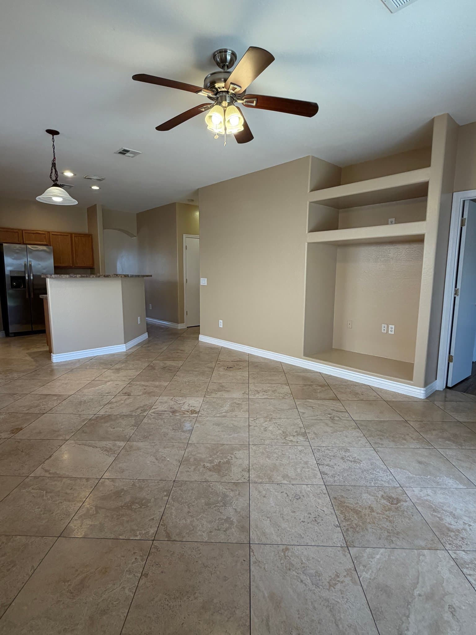 PHOENIX House: 3039 E KINGS AVE