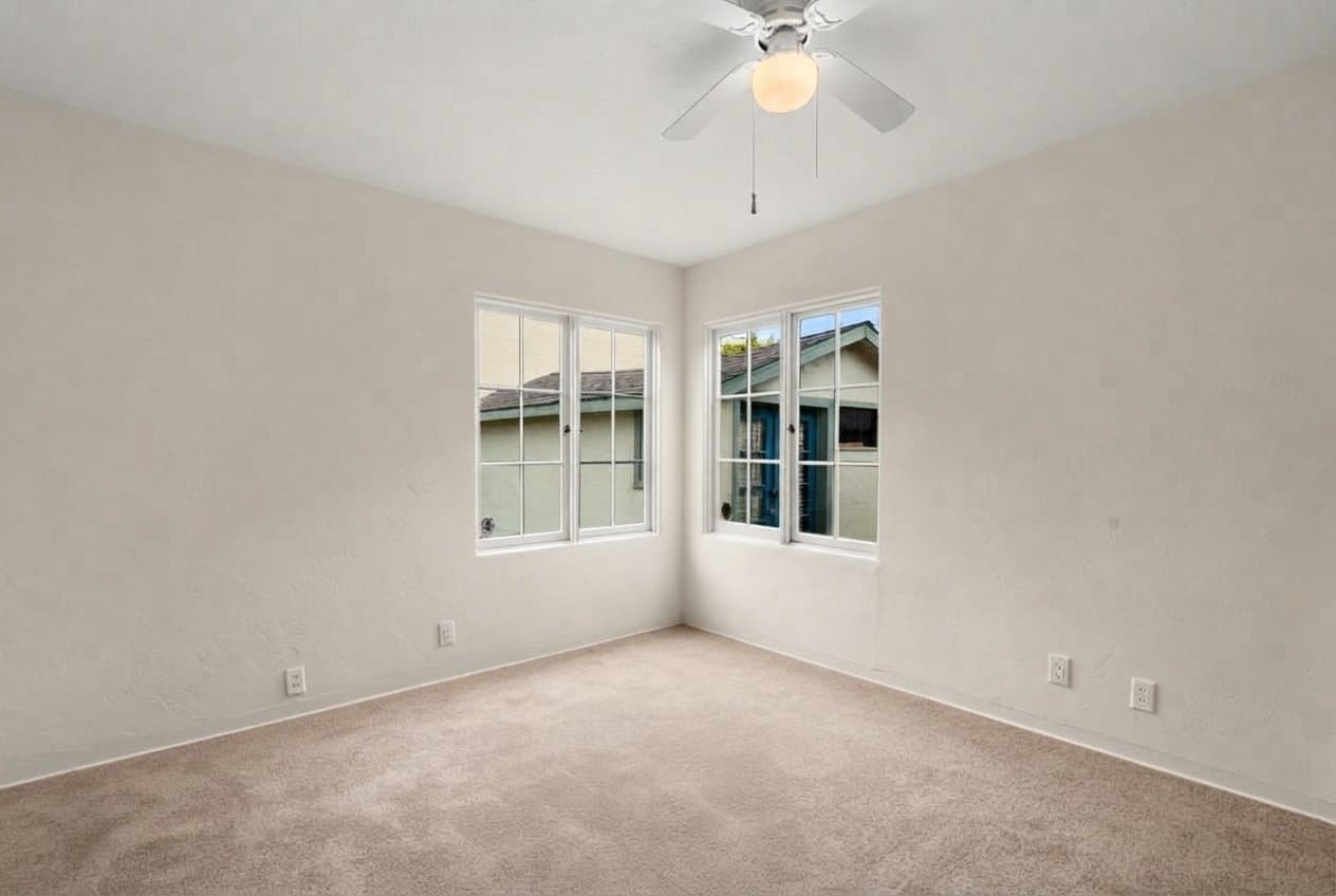 Capitola House: 4855 Crystal St.