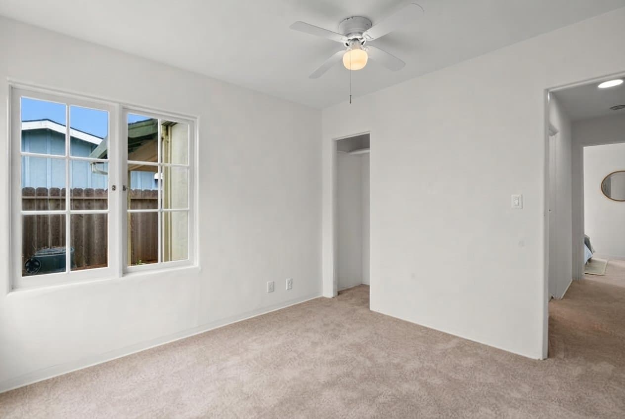 Capitola House: 4855 Crystal St.