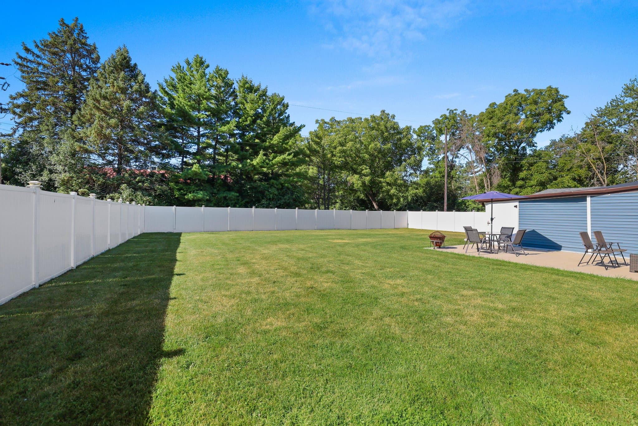 De Pere House: 621 Cook St