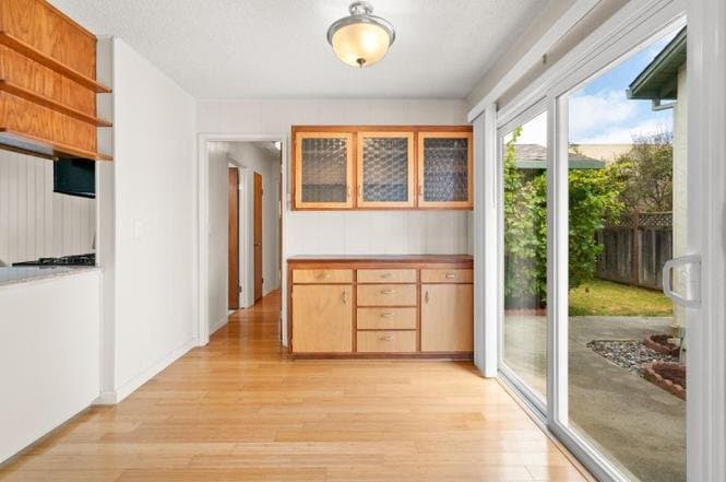Capitola House: 4825 Crystal St.