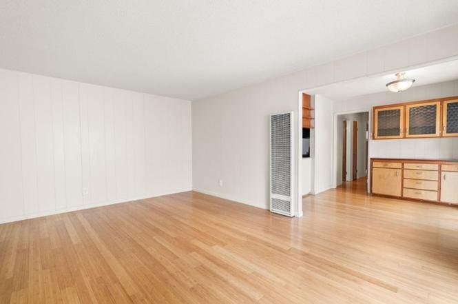Capitola House: 4825 Crystal St.