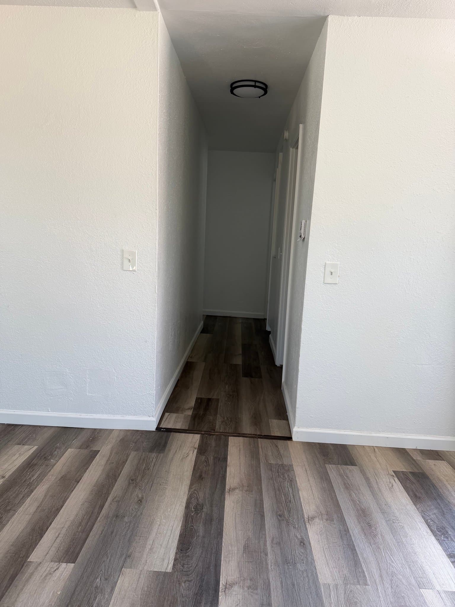 florence Apartment: 220 W. 9th St.