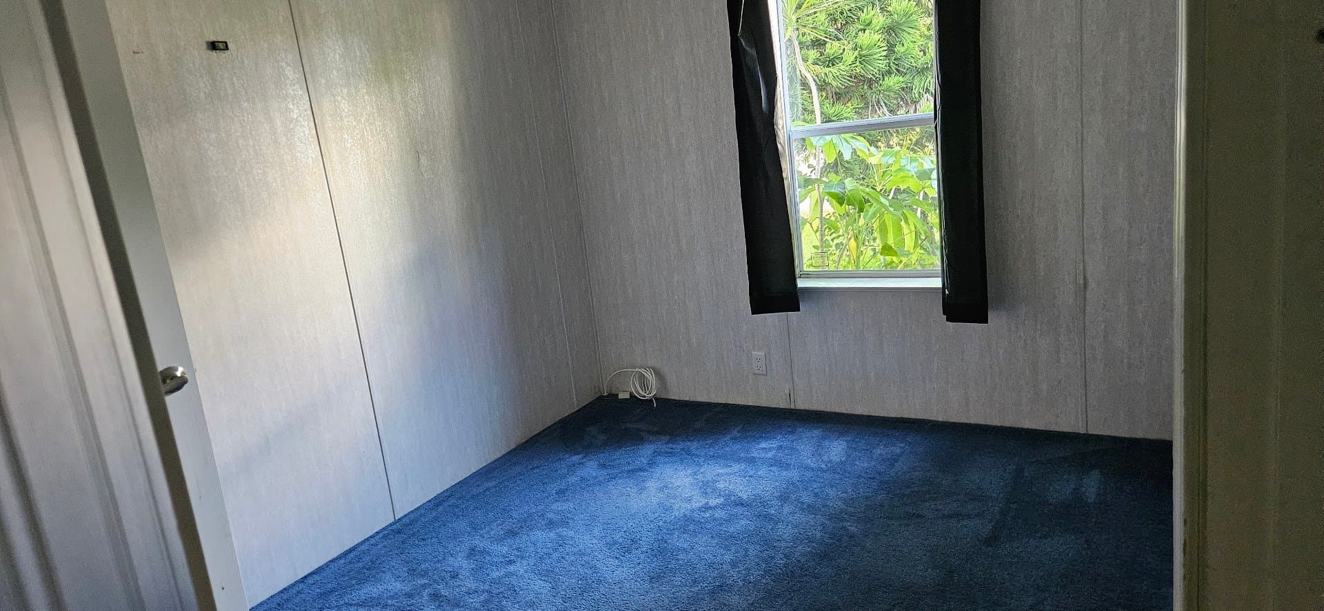 Largo Single Room: 12301 Land St