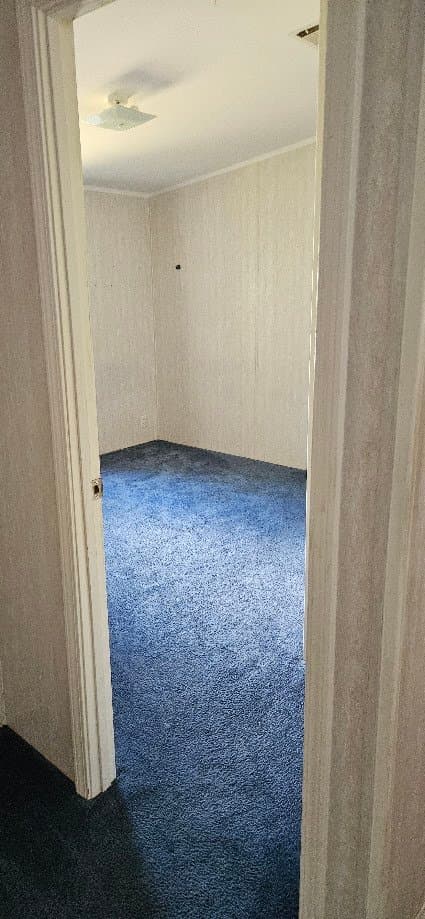 Largo Single Room: 12301 Land St