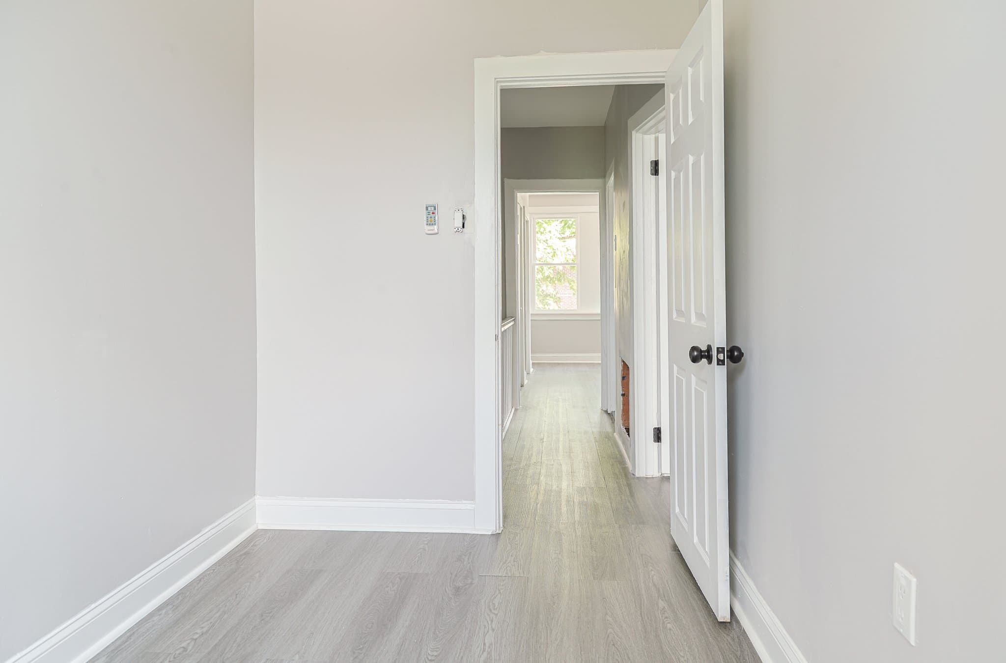 Philadelphia Townhome: 1542 S 57th St