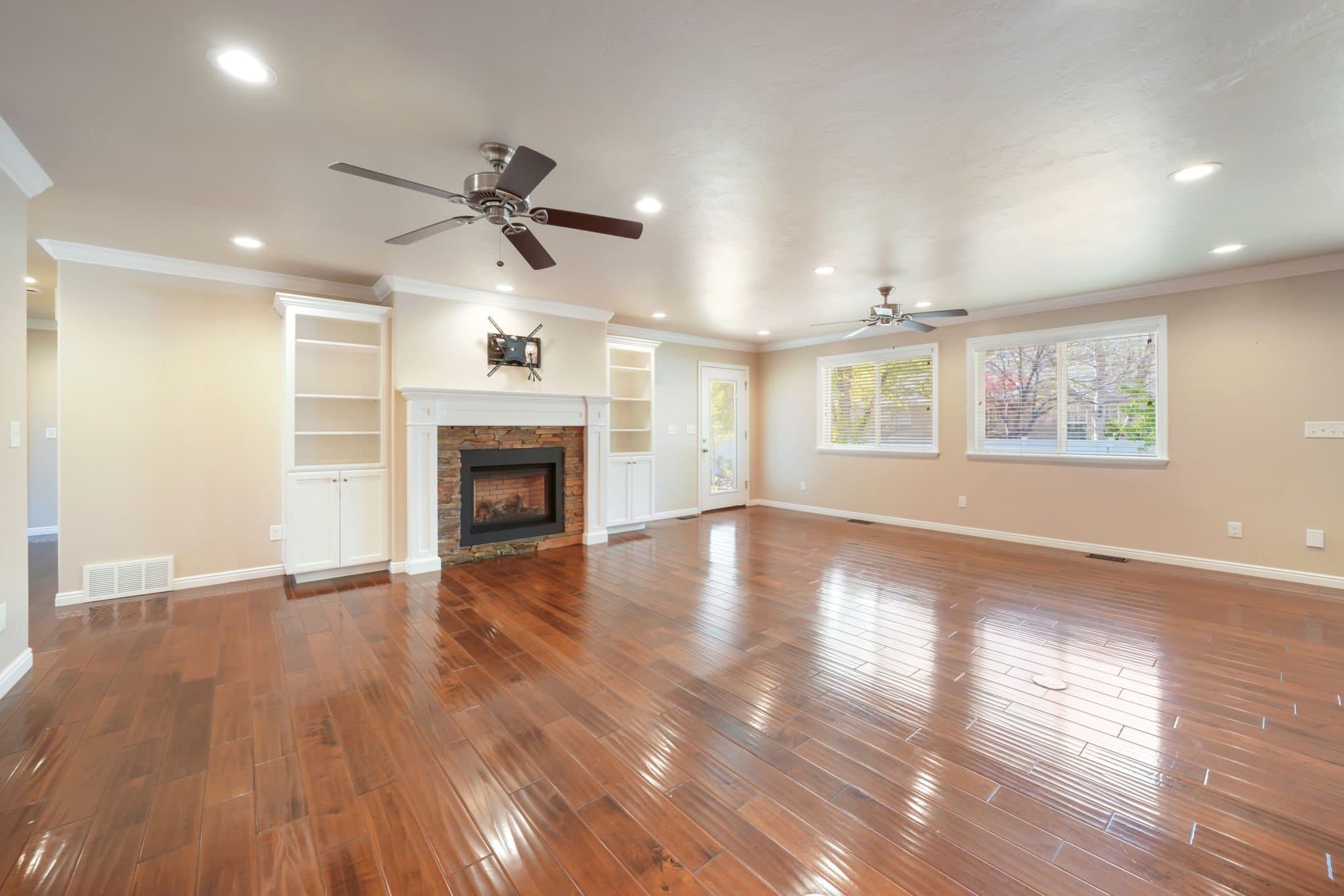 Spanish Fork House: 1000 E 1330 S
