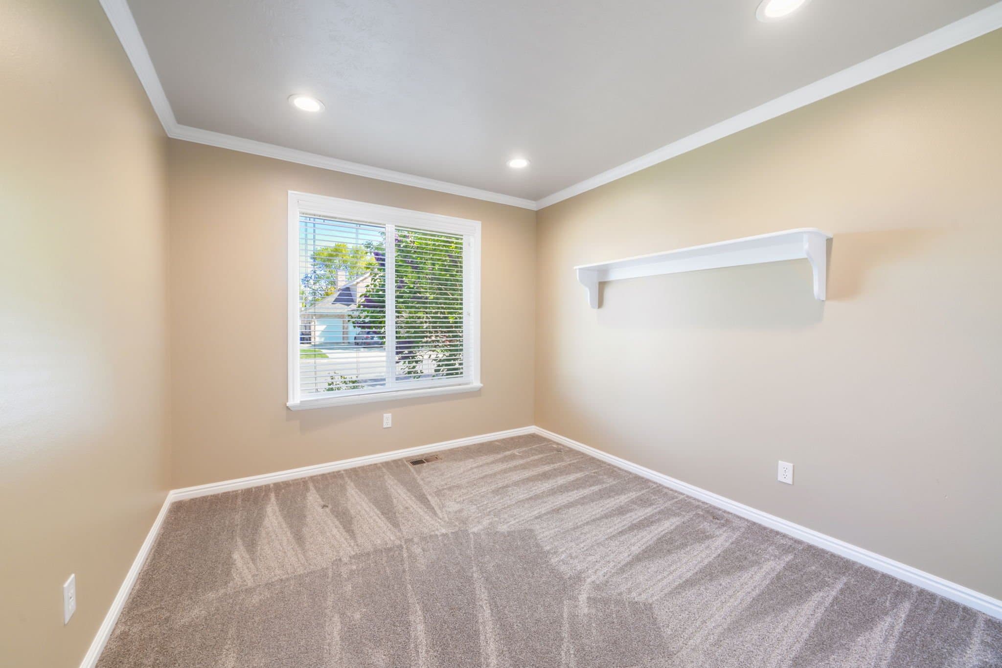Spanish Fork House: 1000 E 1330 S