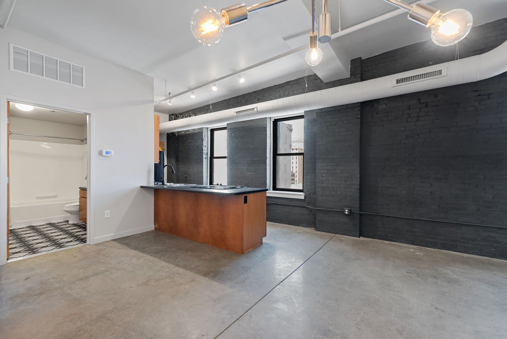 Saint Louis Apartment: 1006 Olive Street