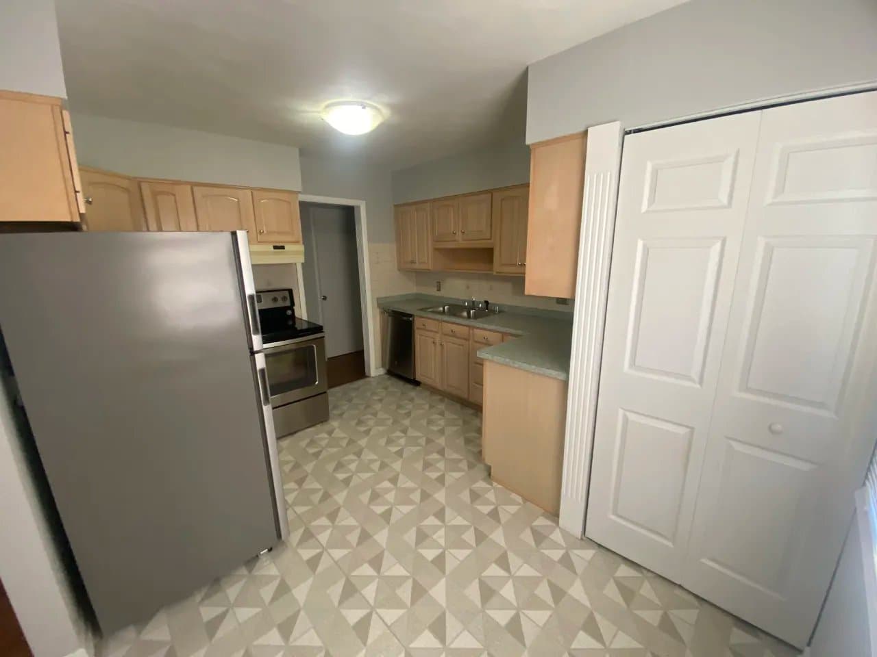 New Albany House: 1411 McDonald Avenue