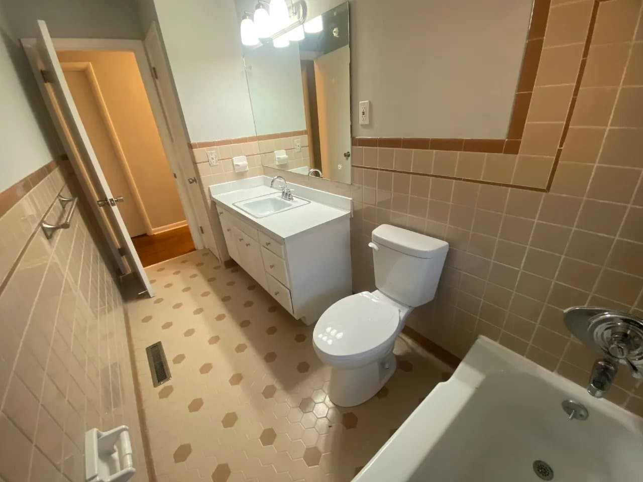 New Albany House: 1411 McDonald Avenue
