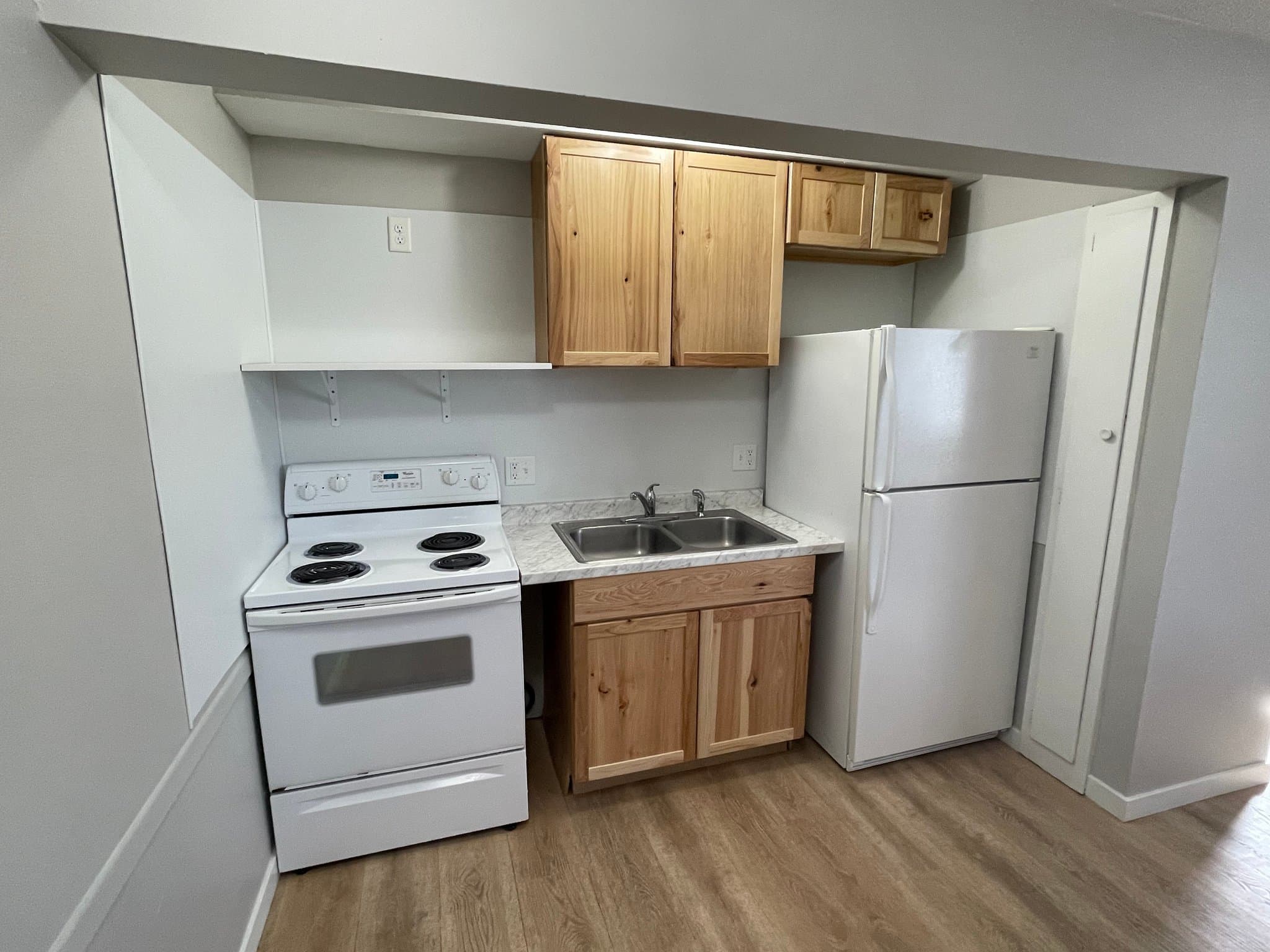 Omaha Apartment: 1008 s 30 Ave