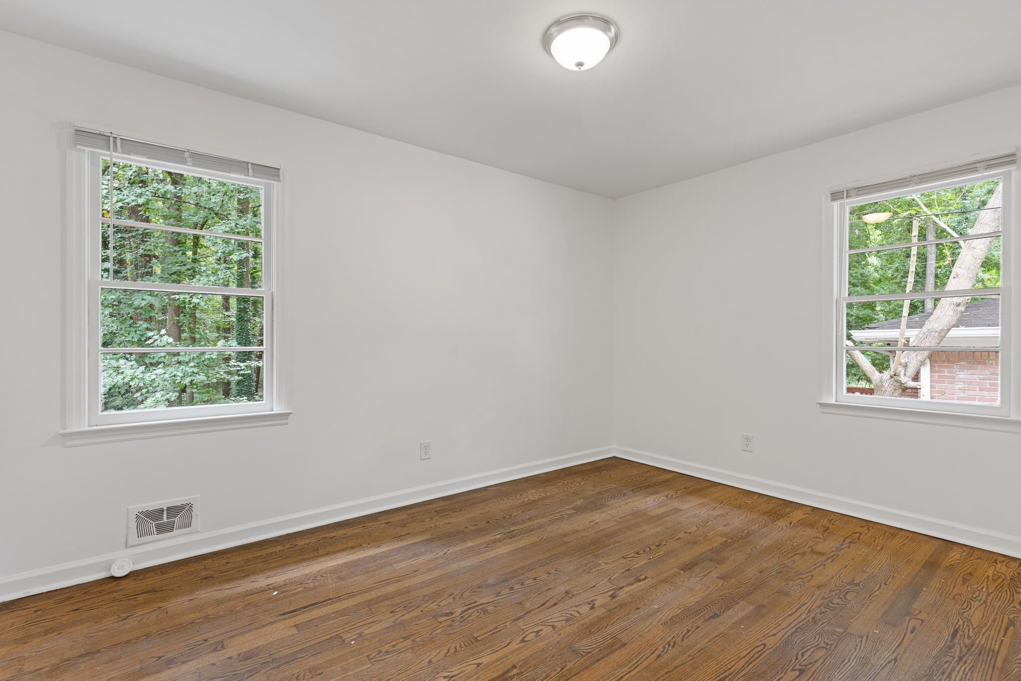 Atlanta Single Room: 1982 Rena Cir SW