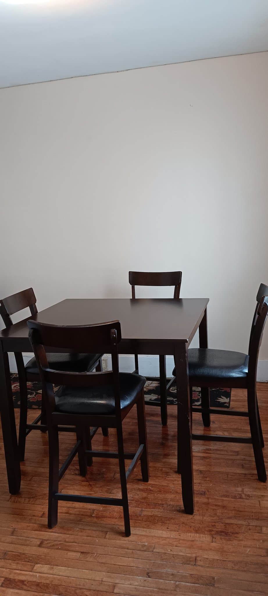 Cortland Apartment: 33 Lincoln