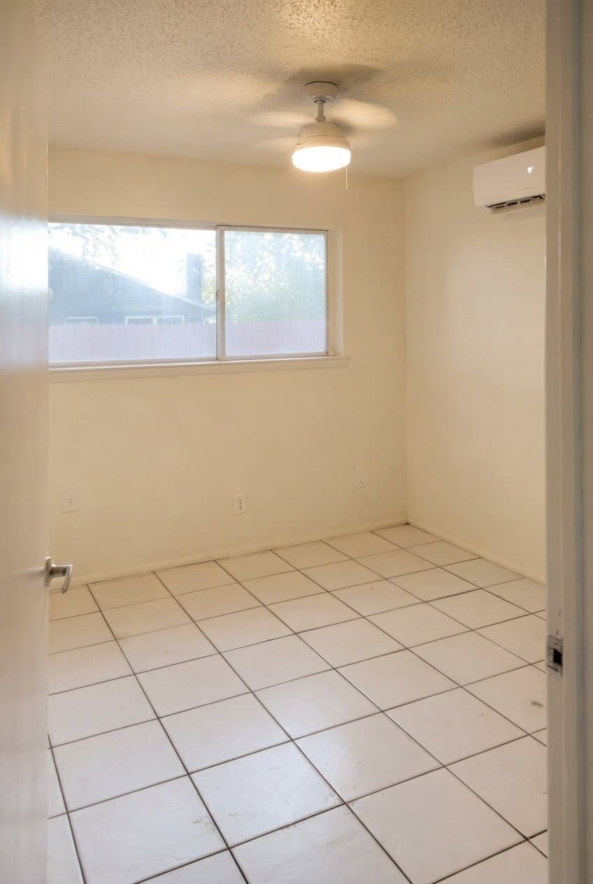 Austin Multiplex: 1001 Bird Creek Dr