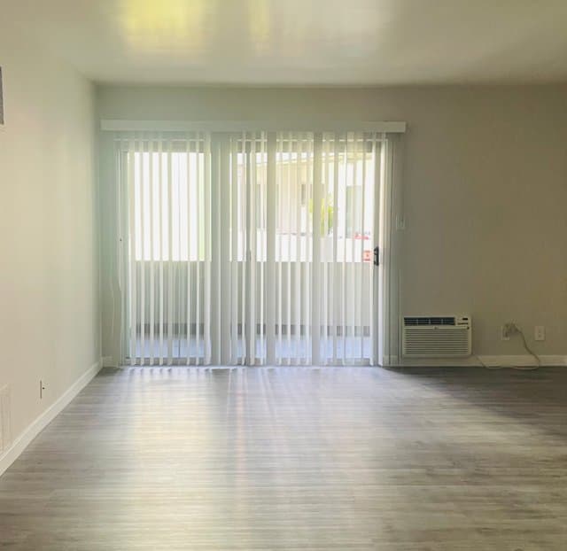 Glendale Apartment: 1595 E. Chevy Chase Drive Glendale, CA 91206