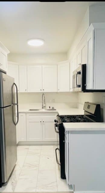 Glendale Apartment: 1595 E. Chevy Chase Drive Glendale, CA 91206