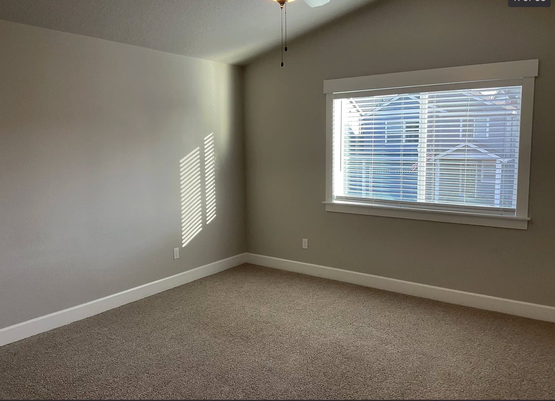Estacada House: 1054 NE Regan Hill Loop