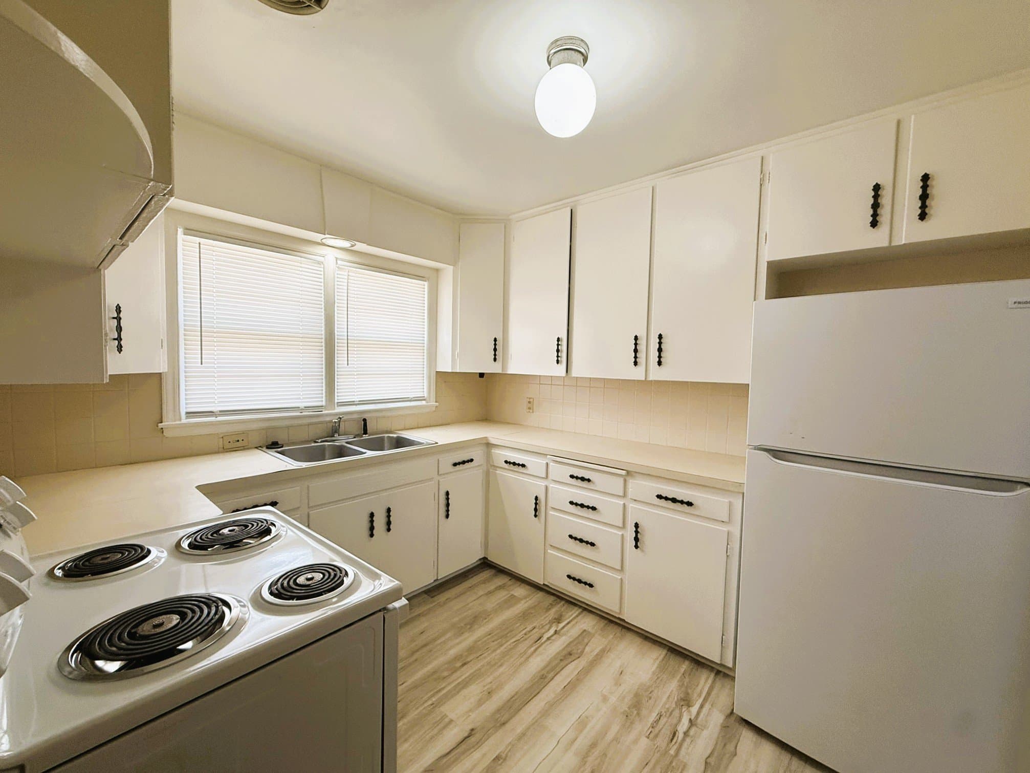 Wichita Townhome: 4904 E 9th