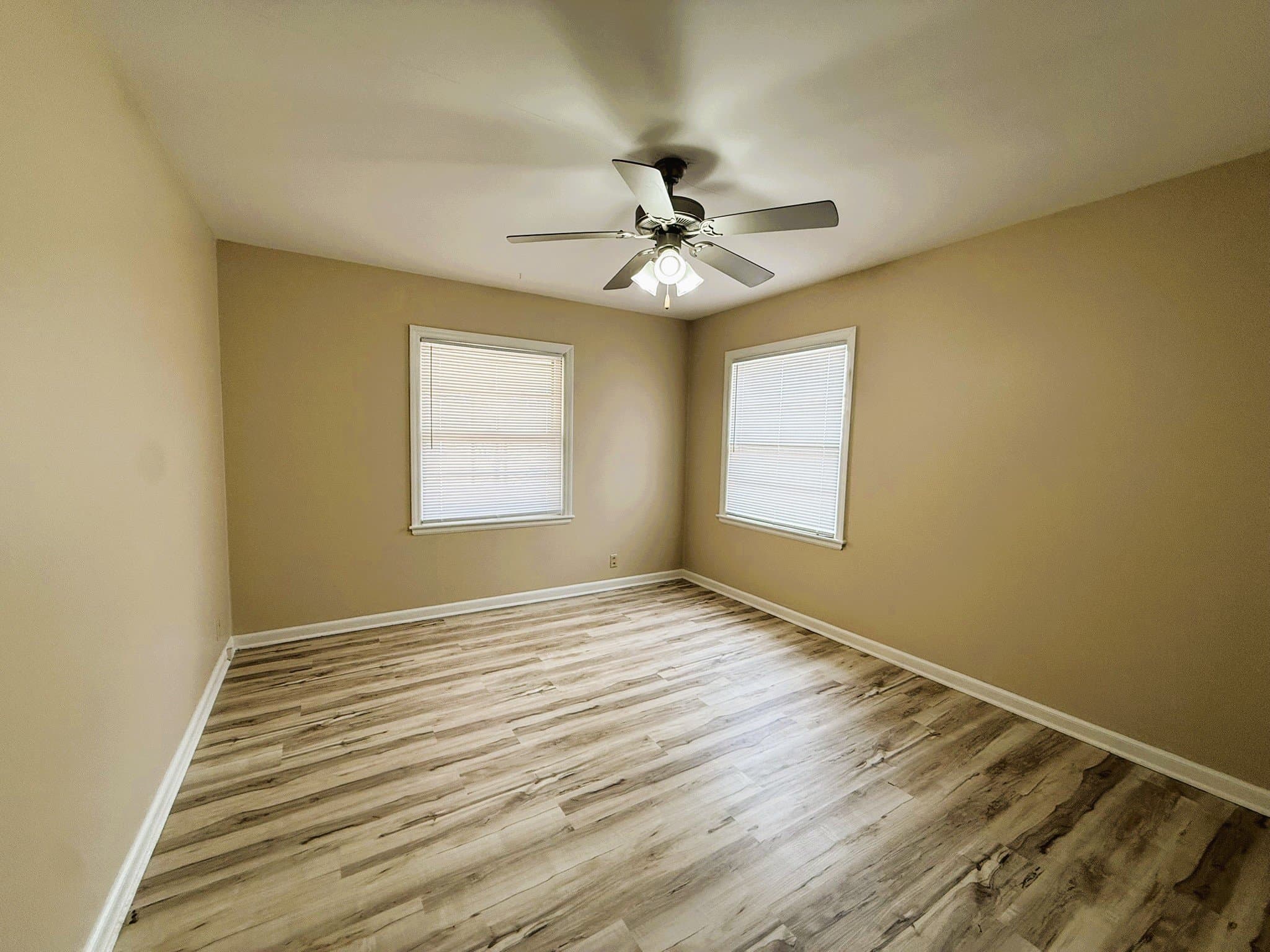 Wichita Townhome: 4904 E 9th