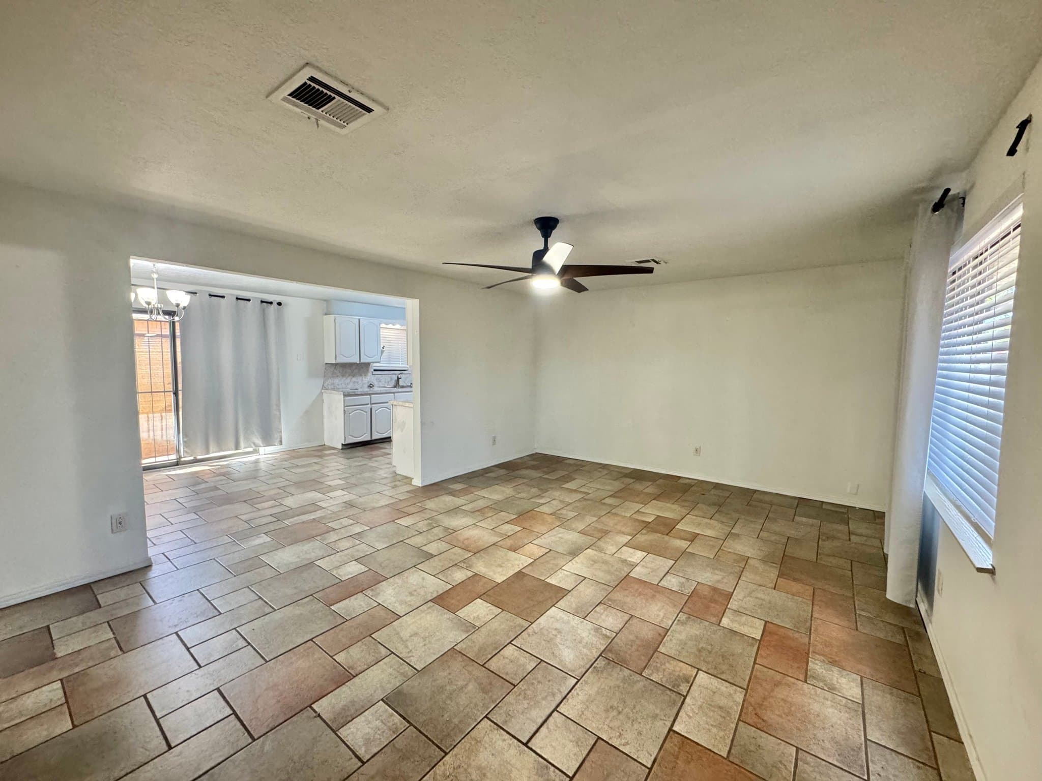 Oklahoma City House: 4200 SE 54th St