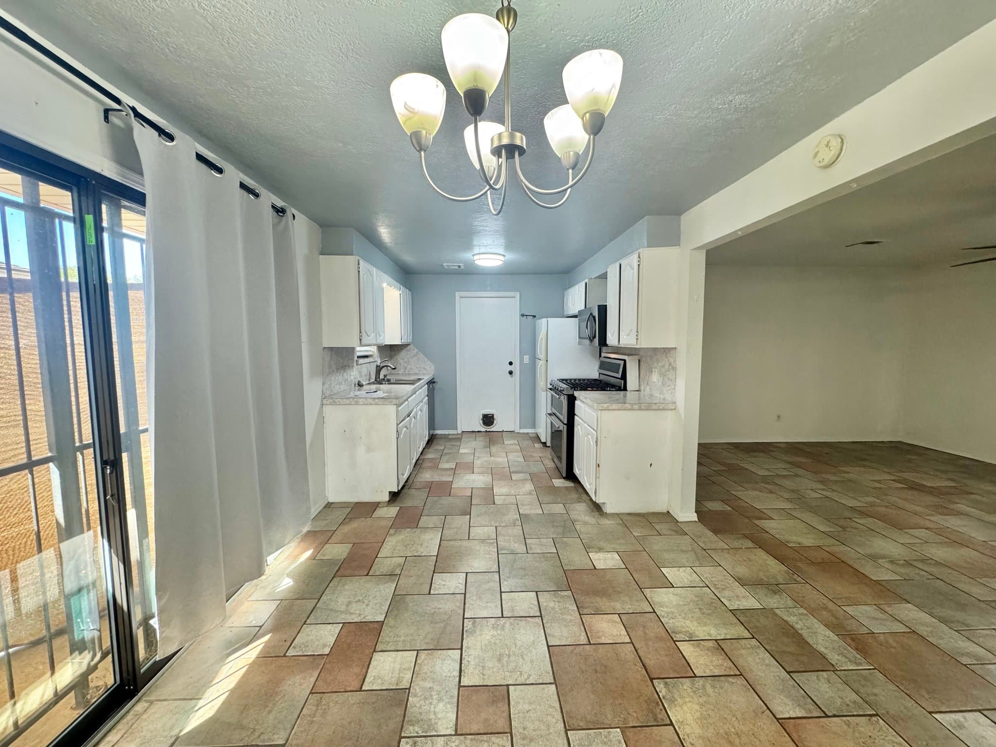 Oklahoma City House: 4200 SE 54th St