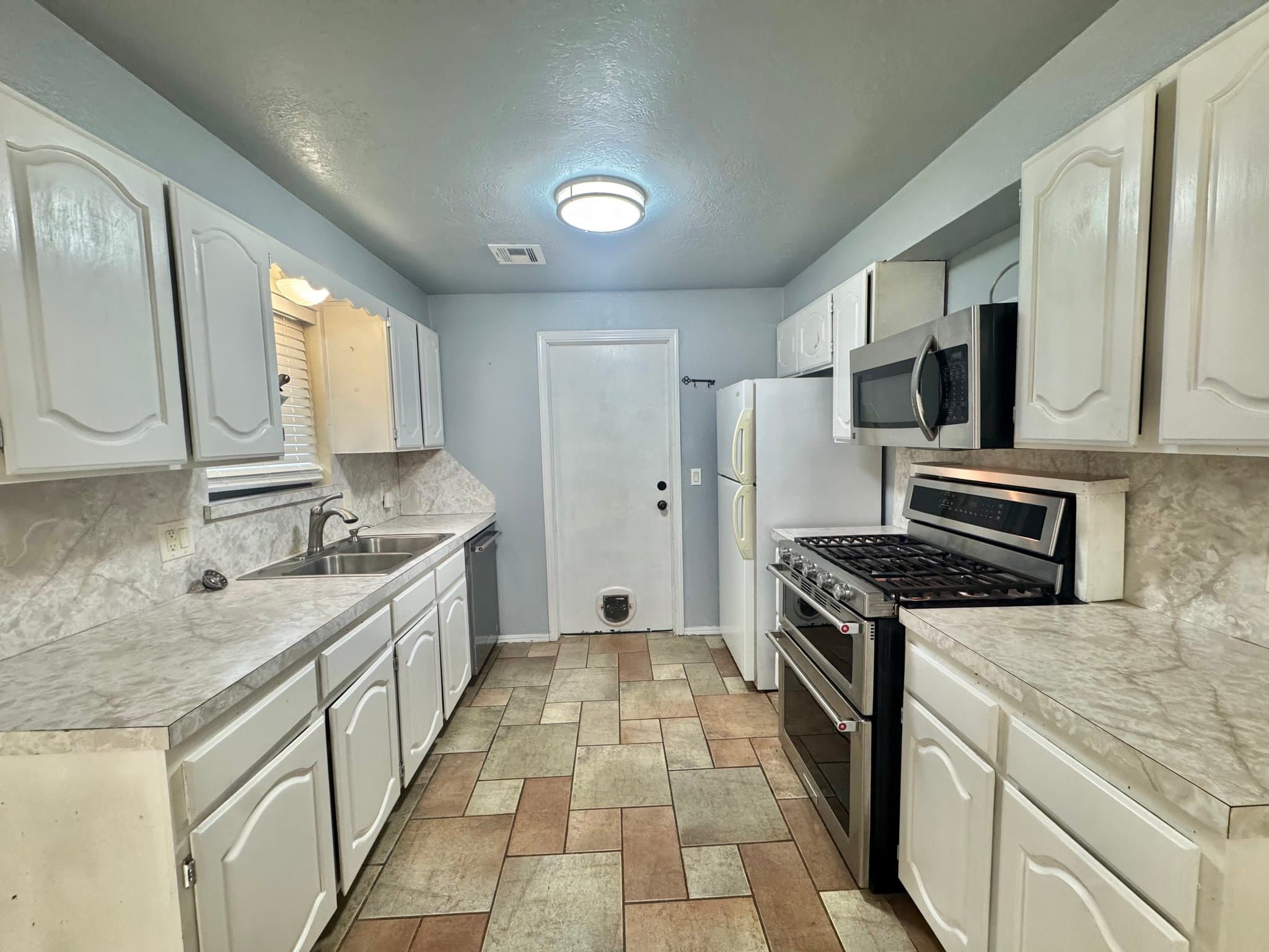 Oklahoma City House: 4200 SE 54th St