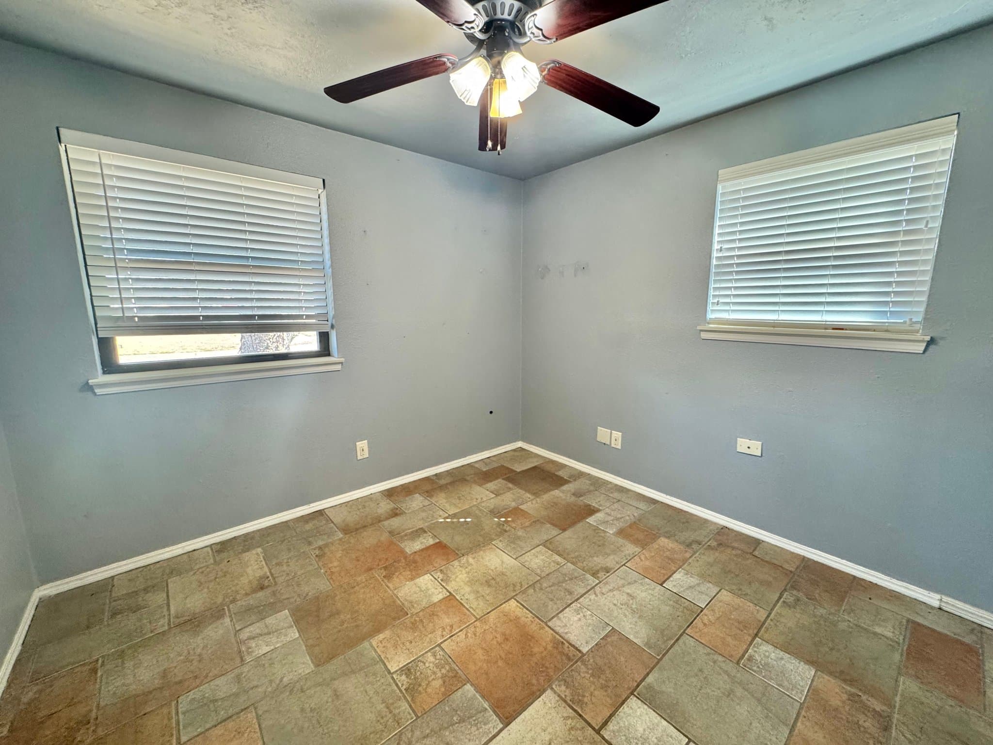 Oklahoma City House: 4200 SE 54th St