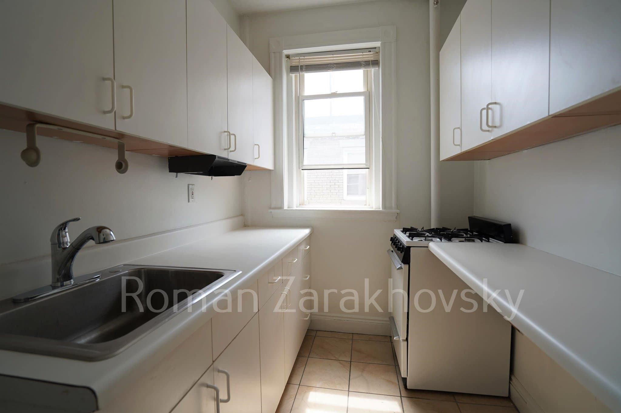 Brighton Apartment: 6 Orkney Road