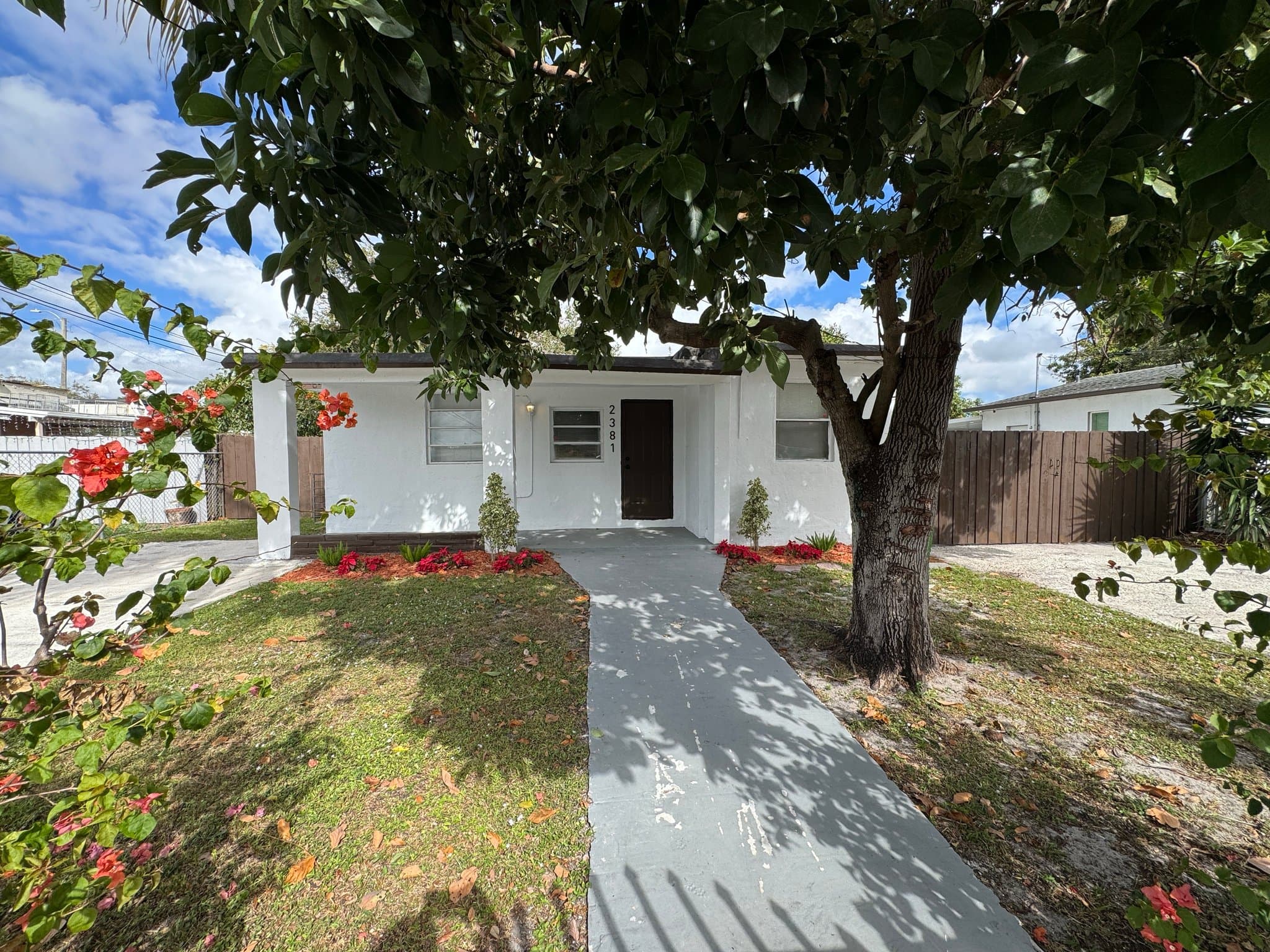 Miami House: 2381 NW 153 St
