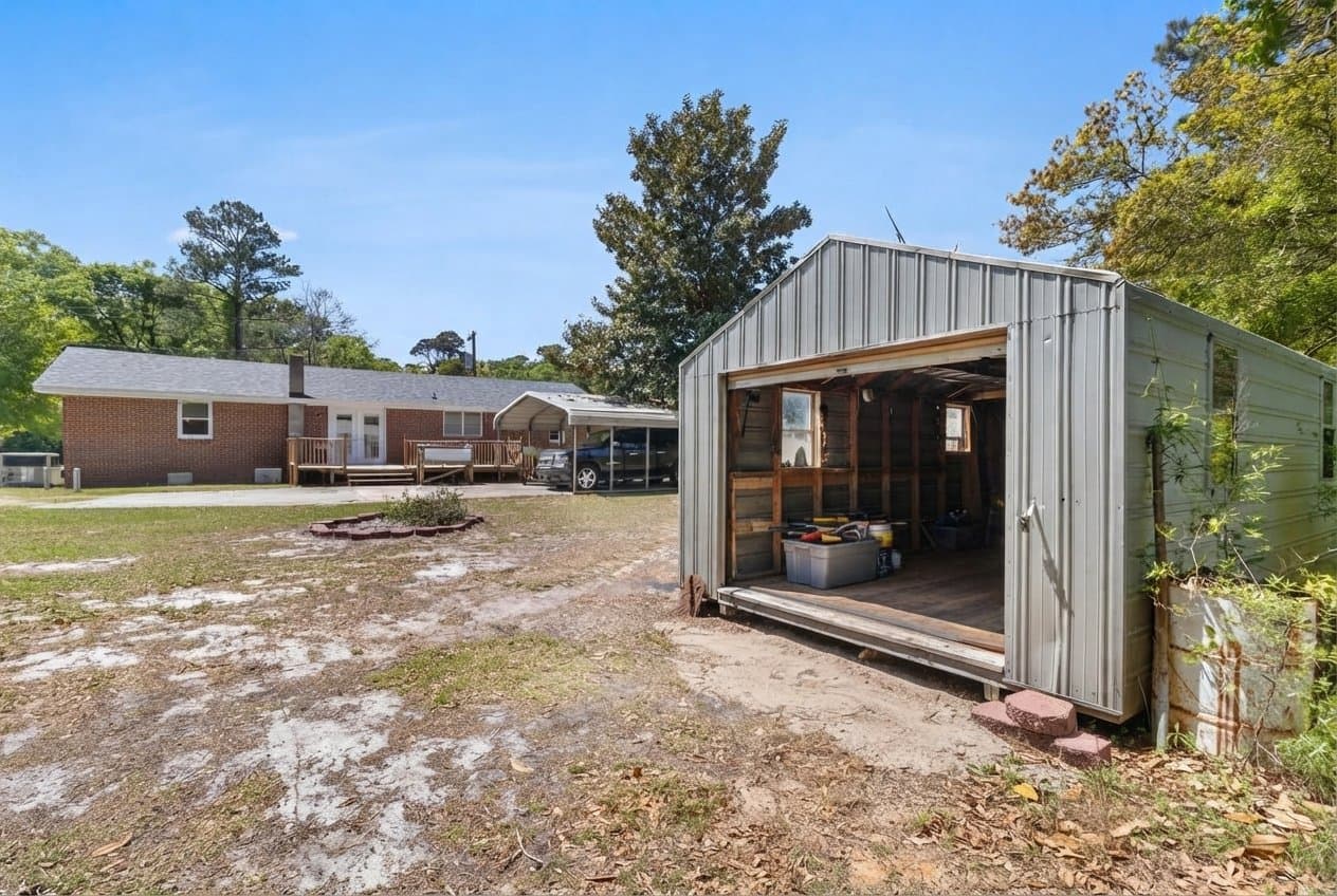 Southport House: 624 Jabbertown Rd