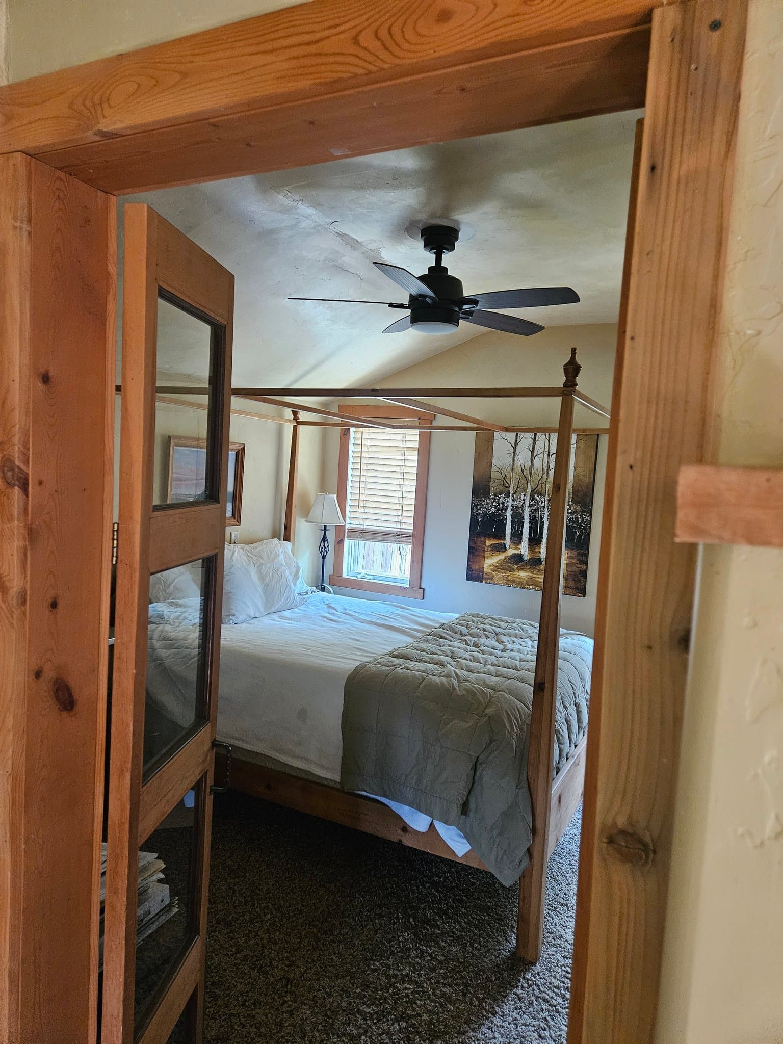 Oak Creek House: 303 2nd St