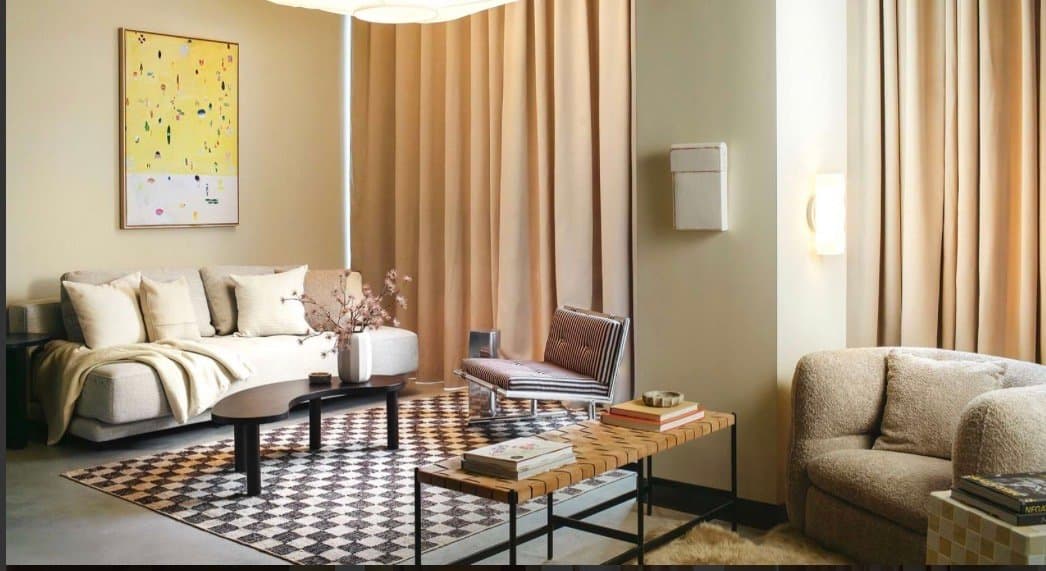 Chicago Apartment: 1535 N Fremont