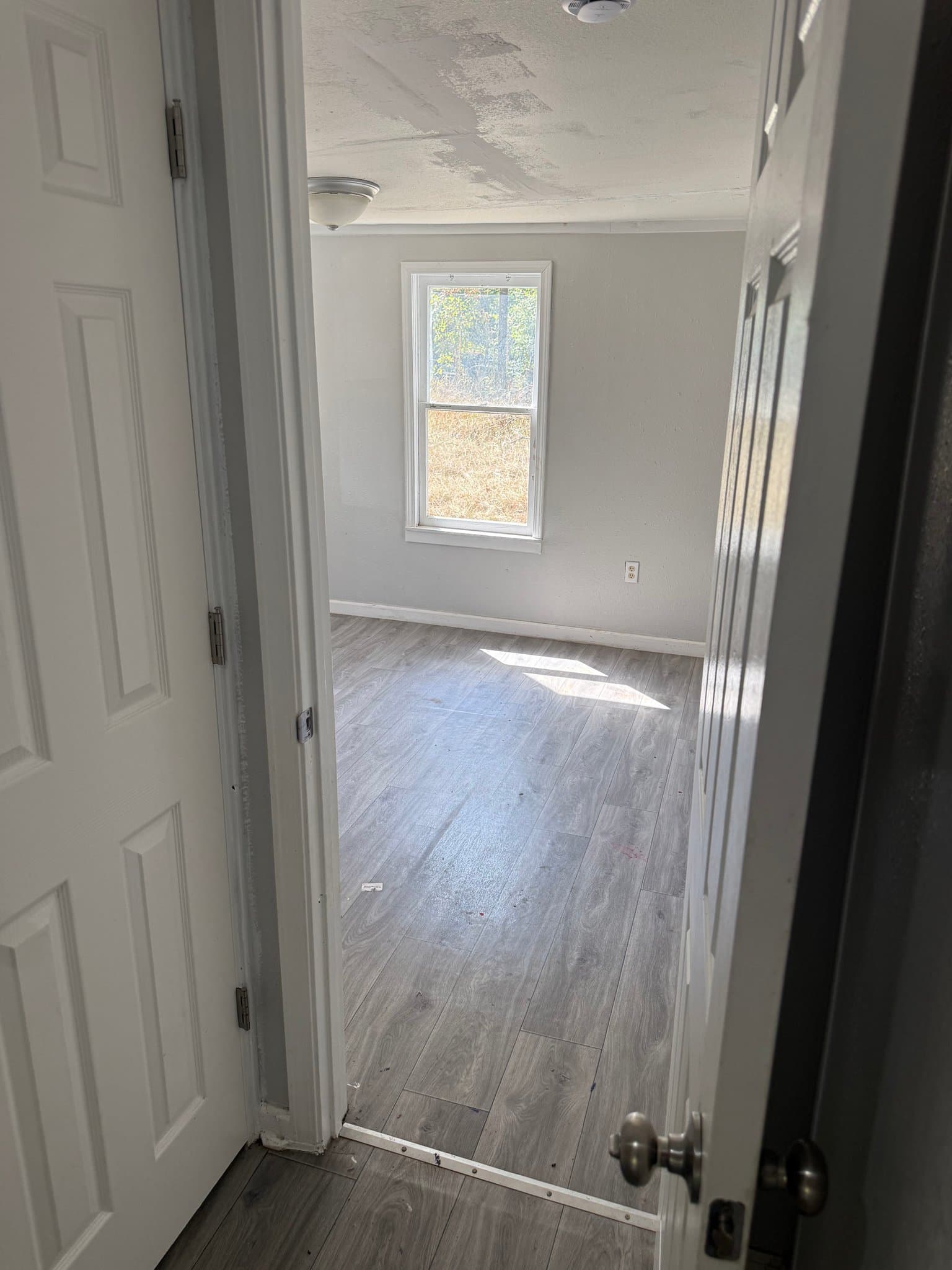 Longview House: 1604 Harris st