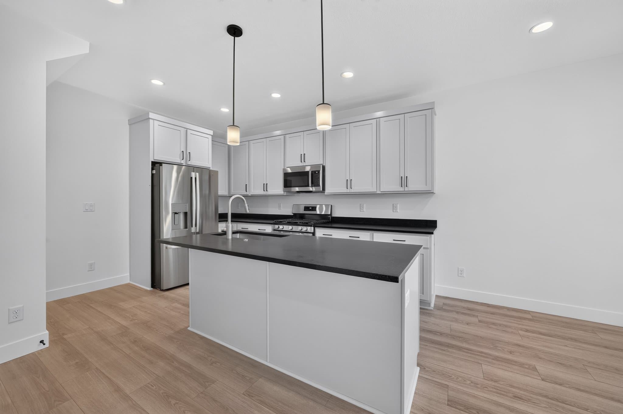 Lehi Townhome: 953 W. Mountain Hollow Way